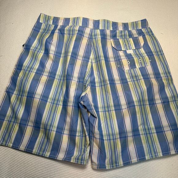 vineyard vines plaid board shorts size 40 - Picture 2 of 7